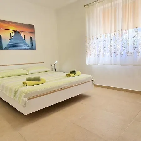 Apartment Katica Krk Town Exterior photo